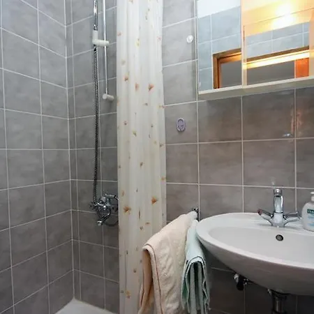 Guest house Triple Palit 2009c 3*